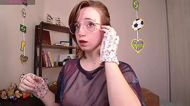 Elise Nyx online show from 06/27/26, 01:17