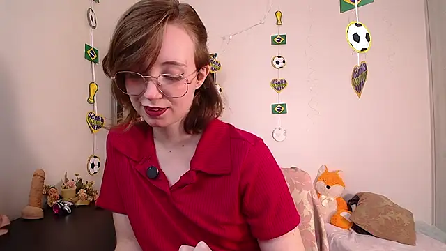Elise Nyx online show from 06/25/26, 01:49