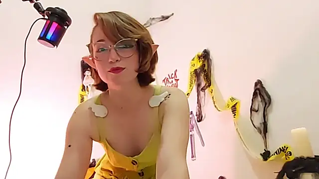 Elise Nyx online show from 11/02/25, 07:41