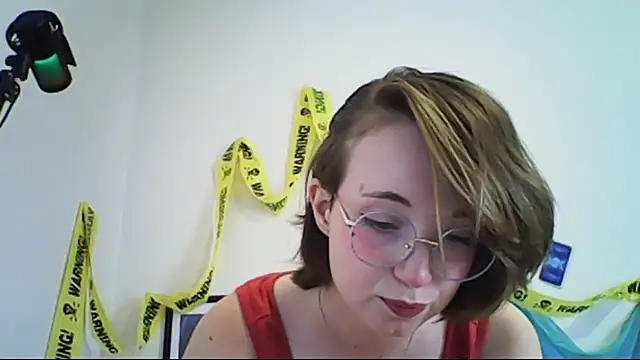 Elise Nyx online show from 11/22/25, 03:11