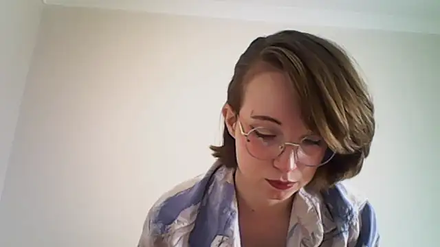 Elise Nyx online show from 11/05/25, 11:57