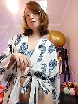 Elise Nyx online show from 04/07/26, 01:35