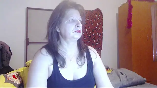 Snapshot of ExtasyMature chatting on 02/18/26, 05:49 ExtasyMature online show from 02/18/26, 05:49