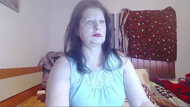 Snapshot of ExtasyMature chatting on 01/11/26, 07:04 ExtasyMature online show from 01/11/26, 07:04