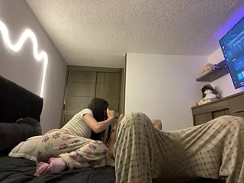 DesireLuxe online show from 01/16/26, 07:45