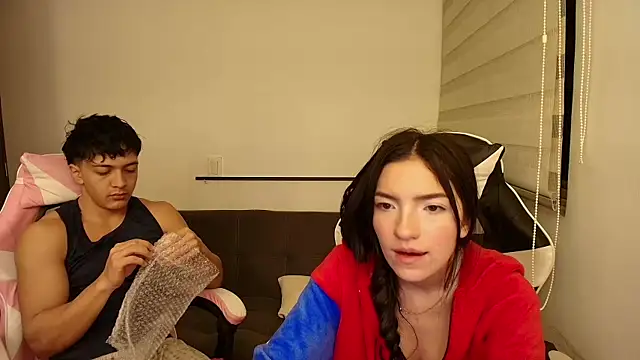 DesireLuxe online show from 11/26/25, 07:19