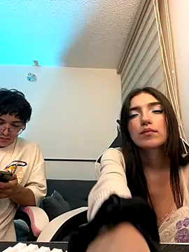 DesireLuxe online show from 11/12/25, 06:06