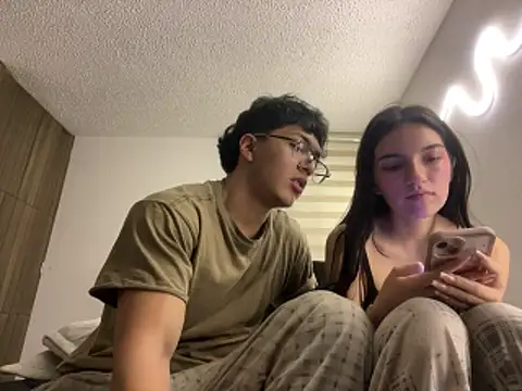 DesireLuxe online show from 03/17/26, 05:54