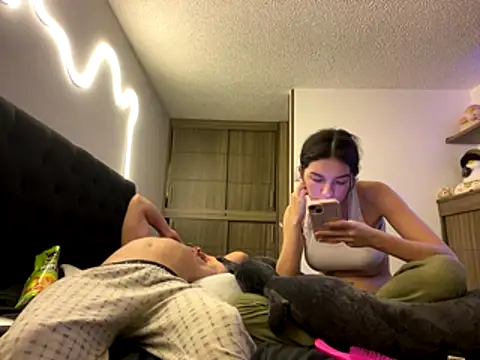 DesireLuxe online show from 01/09/26, 07:59