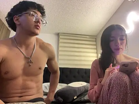 DesireLuxe online show from 03/20/26, 07:31