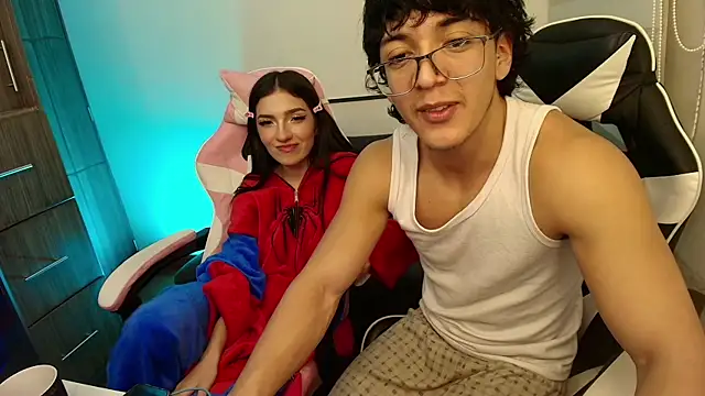 DesireLuxe online show from 11/20/25, 05:52