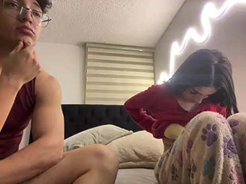 DesireLuxe online show from 04/07/26, 08:38