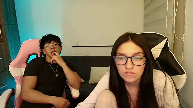 DesireLuxe online show from 11/05/25, 06:49