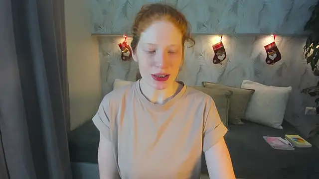 Sandra Wi1son online show from 12/03/25, 01:28