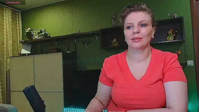 VeronikawGold online show from 03/19/26, 09:37