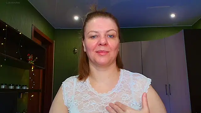 Snapshot of VeronikawGold chatting on 06/04/26, 03:33 VeronikawGold online show from 06/04/26, 03:33