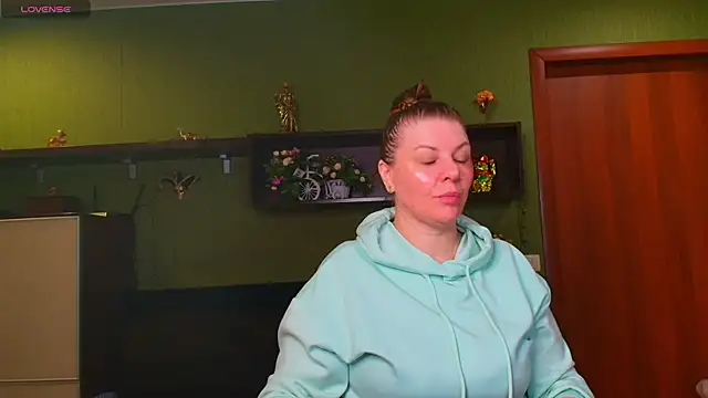 VeronikawGold online show from 04/09/26, 06:47