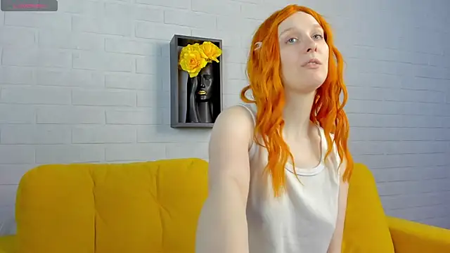 Snapshot of KristinMoore chatting on 03/08/25, 12:52 KristinMoore online show from 03/08/25, 12:52