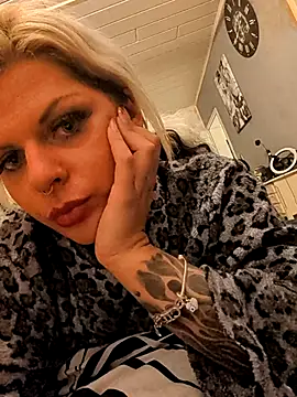 Glory Max online show from 02/10/26, 05:45