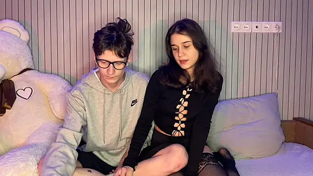 baby lesi online show from 03/15/26, 06:15