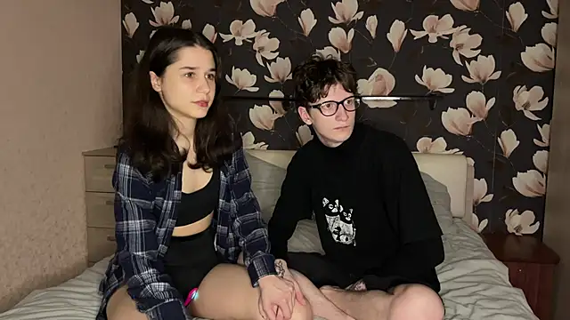 baby lesi online show from 04/07/26, 06:43