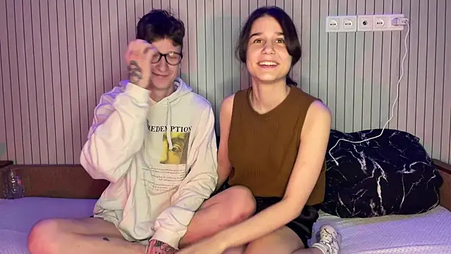 baby lesi online show from 02/05/26, 07:21