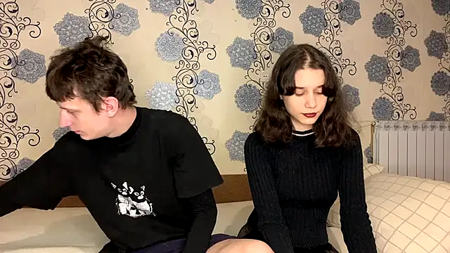 baby lesi online show from 11/11/25, 04:02