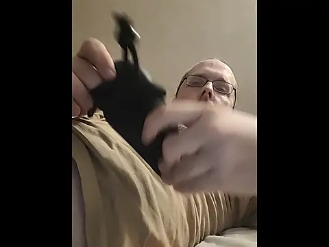 taterae online show from 11/12/25, 07:12