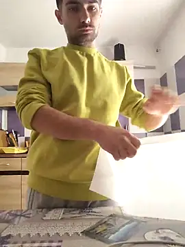 andreiiiii2025 online show from 04/08/26, 07:43