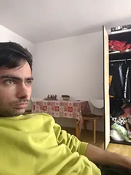 andreiiiii2025 online show from 04/03/26, 08:21