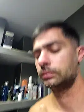 andreiiiii2025 online show from 11/27/25, 02:17