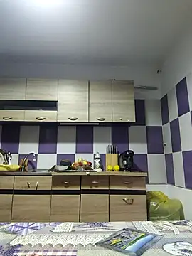 andreiiiii2025 online show from 10/28/25, 10:25