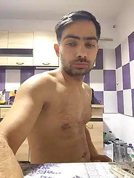 andreiiiii2025 online show from 12/15/25, 07:58