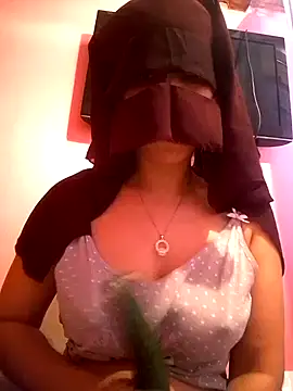 Snapshot of -Zomord chatting on 03/01/25, 12:34 -Zomord online show from 03/01/25, 12:34