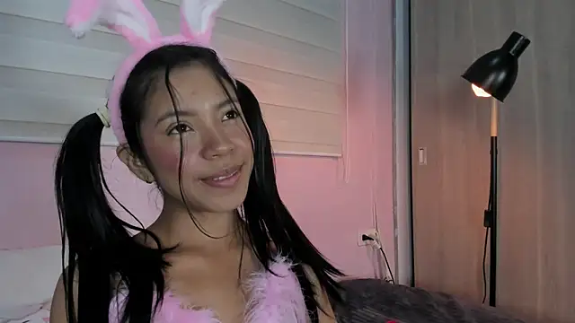 Snapshot of emily_sweett24 chatting on 03/09/25, 03:49 emily sweett24 online show from 03/09/25, 03:49