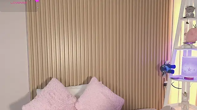 emily sweett24 online show from 03/27/26, 12:17