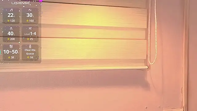 Snapshot of emily_sweett24 chatting on 10/21/25, 12:37 emily sweett24 online show from 10/21/25, 12:37