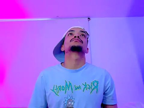 eross chipre  online show from 11/18/25, 10:24