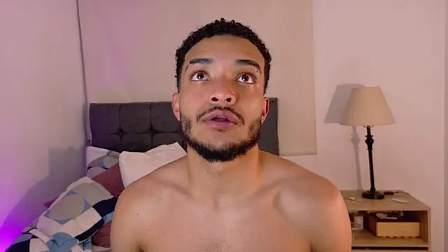 eross chipre  online show from 04/10/26, 03:02