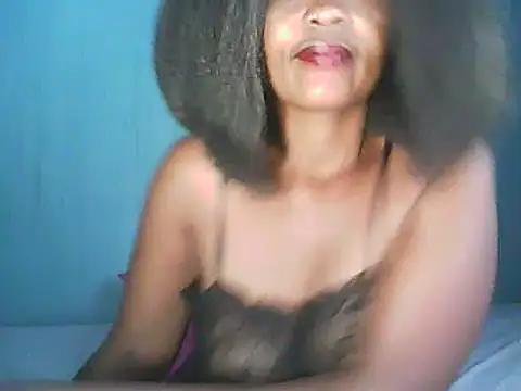 Snapshot of perfectionist chatting on 03/01/25, 08:45 perfectionist online show from 03/01/25, 08:45