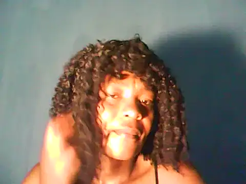 Snapshot of perfectionist chatting on 03/04/25, 07:11 perfectionist online show from 03/04/25, 07:11