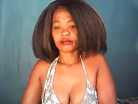 Snapshot of perfectionist chatting on 03/18/25, 09:12 perfectionist online show from 03/18/25, 09:12