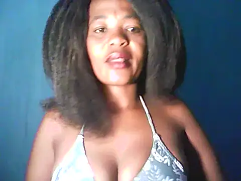 Snapshot of perfectionist chatting on 03/18/25, 04:39 perfectionist online show from 03/18/25, 04:39