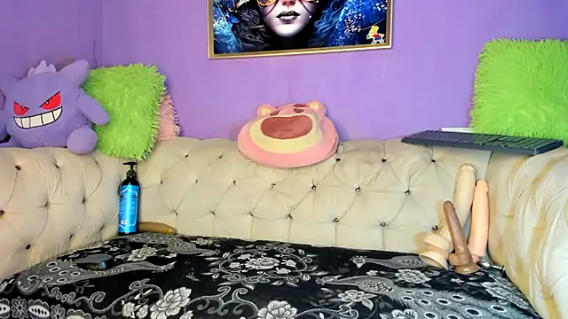 amydelahozgomez online show from 11/27/25, 12:22