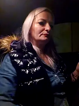 Snapshot of LadyTouch chatting on 04/04/26, 07:09 LadyTouch online show from 04/04/26, 07:09