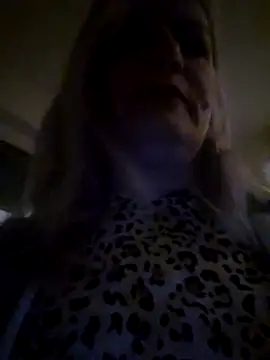 Snapshot of LadyTouch chatting on 04/09/26, 06:58 LadyTouch online show from 04/09/26, 06:58