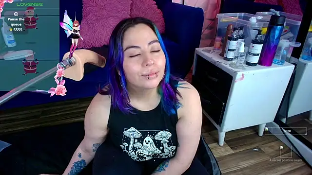 Snapshot of missa_motato chatting on 11/22/25, 11:20 missa motato online show from 11/22/25, 11:20