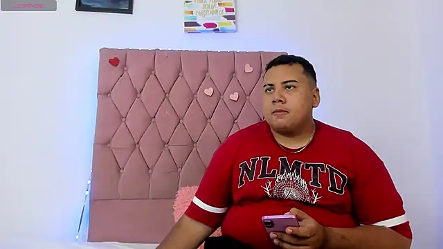 MICHAEL AND SHARON online show from 10/19/25, 04:26