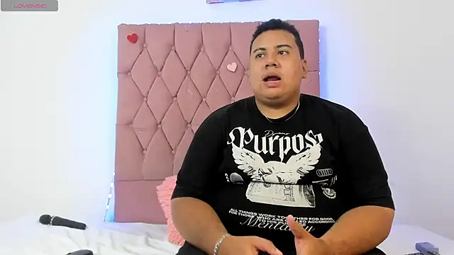 MICHAEL AND SHARON online show from 10/17/25, 03:43