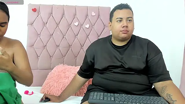 MICHAEL AND SHARON online show from 10/15/25, 04:33